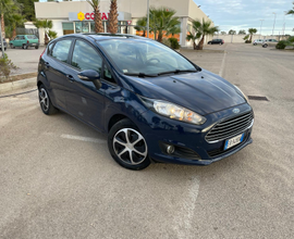 Ford fiesta 1.2 benzina gpl