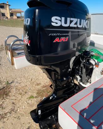 Motore fuoribordo Suzuki ARI 40 CV