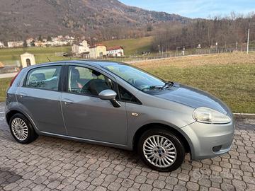 GRANDE PUNTO 1.3 75CV GANCIO TRAINO