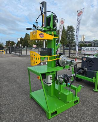 Spaccalegna verticale 16t trifase 5.5kW + cardano 