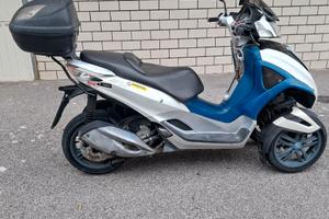 PIAGGIO MP3 yurban