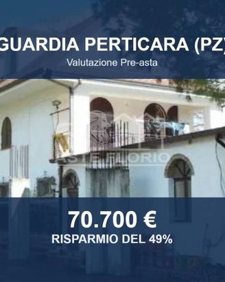 Immobile in asta di 360 m² con più di 5 locali a G