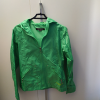 Giubbino impermeabile verde fosforescente