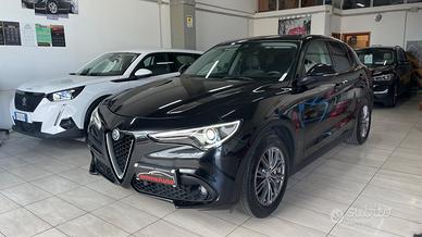 Alfa Romeo Stelvio 2.2 Turbodiesel 180 CV AT8 RWD 
