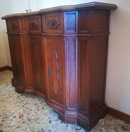 Mobile in stile Rinascimento