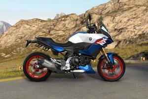 BMW F 900 XR Sport