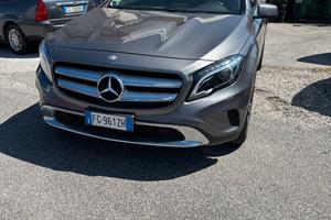 Mercedes-benz GLA 200 d Automatic Premium