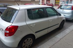 skoda fabia  2011