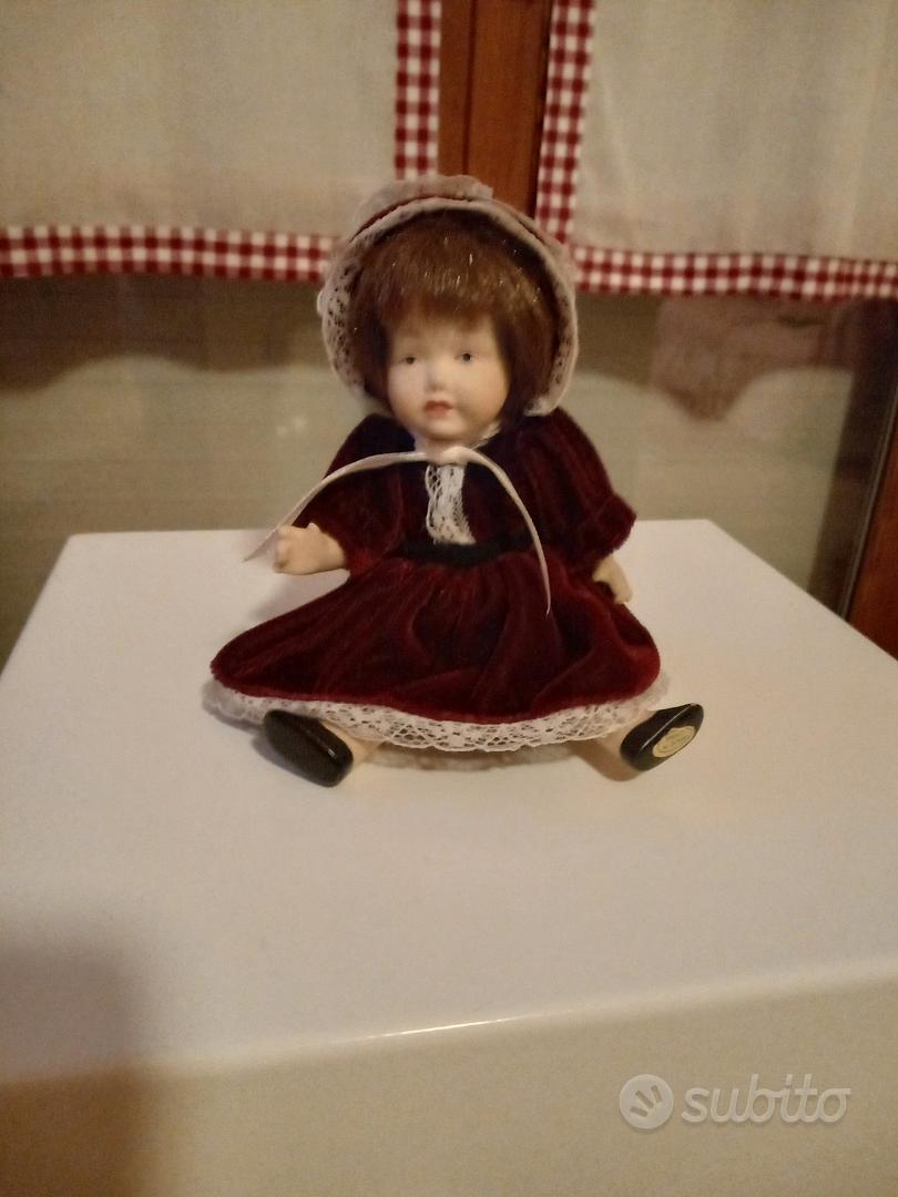 Supporto Per Bambola WOWOWO - Base Display In Plastica E Metallo Per Bambole O Orsi