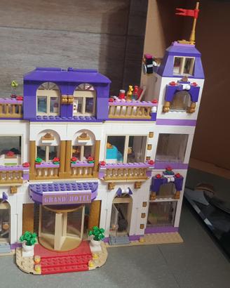 LEGO GRAND HOTEL