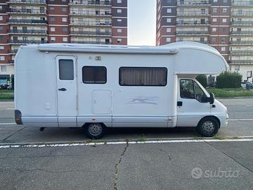 Camper mansardato LAIKA