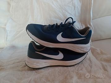 scarpa Nike Revolution blue 