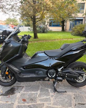 Yamaha TMAX 560 TECH MAX BLACK MATT