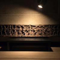 Fregio Indiano in Legno Intagliato - 62 cm
