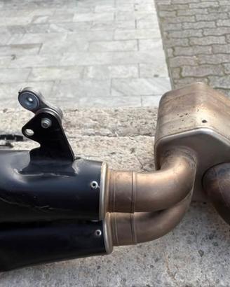 Scarico akrapovic
