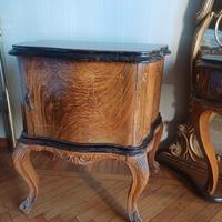 2 comodini in radica di noce