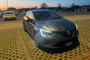 Renault clio 2023