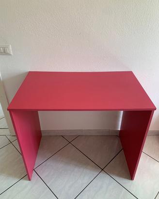 scrivania rosa