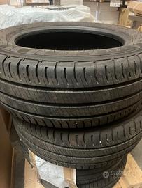 Pneumatici Kleber 215 60R 17C
