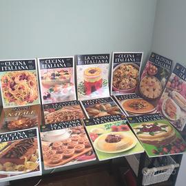Lotto 14 riviste vintage La cucina Italiana - 1980