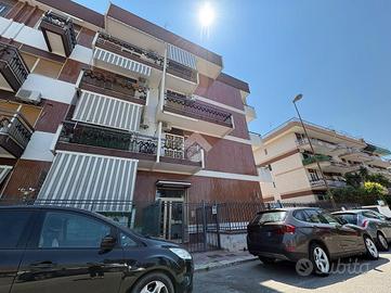 3 LOCALI A BARI