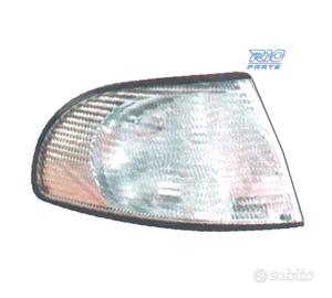 INDICATORE DI DIREZIONE ANTERIORE DESTRO AUDI A4 B