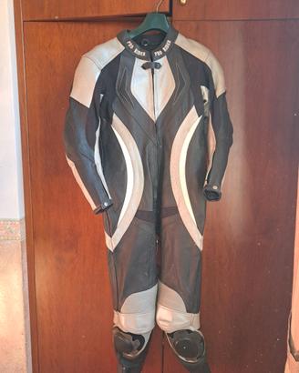 Tuta in pelle moto