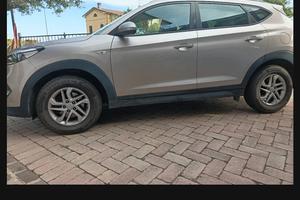 hyundai tucson 17 td