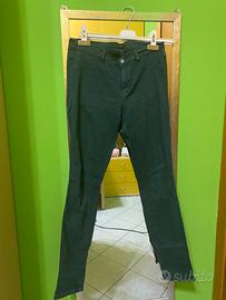 pantaloni jeans verde elasticizzati