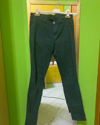 pantaloni jeans verde elasticizzati