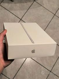 iPad 5ª Gen 128GB SIM (4G) + Custodia Omaggio!
