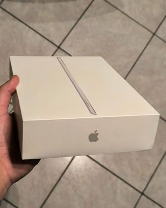 iPad 5ª Gen 128GB SIM (4G) + Custodia Omaggio!