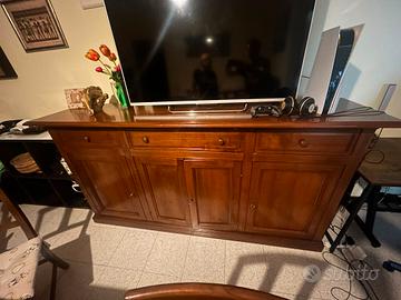 Credenza con tavolo e 6 sedie