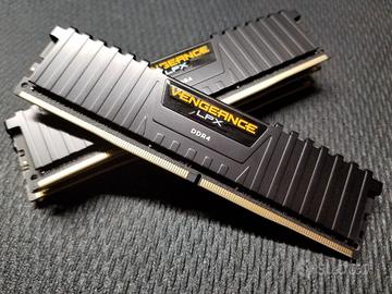 RAM DDR4 16GB PC 3000 CL15 CORSAIR KIT (2x8GB)