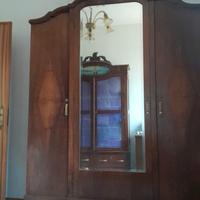 armadio antico anni 20 