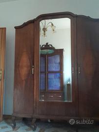 armadio antico anni 20 