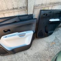 Interno suzuki ignis ibrida completo