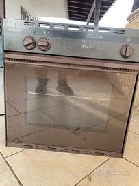 Forno statico Ariston funzionante