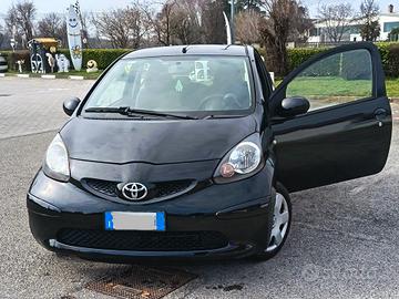 Toyota Aygo 1.0 12V VVT-i 3 porte Sol