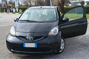 Toyota Aygo 1.0 12V VVT-i 3 porte Sol