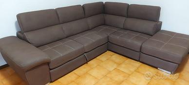 DIVANO LETTO ANGOLARE COME NUOVO