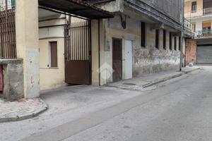 AUTORIMESSA A CASAVATORE