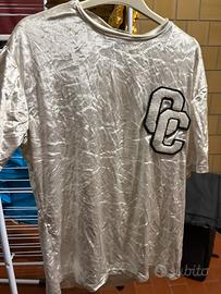 Maglietta bianca con tessuto particolare