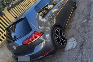 permuto golf 7.5 diesel 2mila 190 cavalli