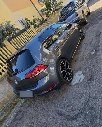 permuto golf 7.5 diesel 2mila 190 cavalli