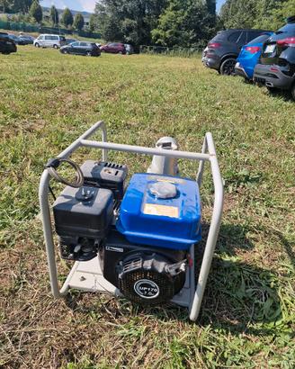 Motopompa a scoppio 7 HP perfettamente funzionante