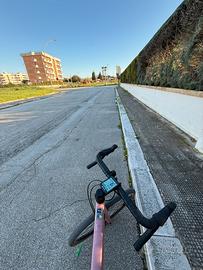 Bici gravel cube nuroad
