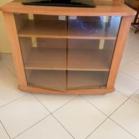 Mobile porta TV con ante in vetri