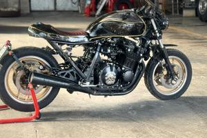 Suzuki 1100