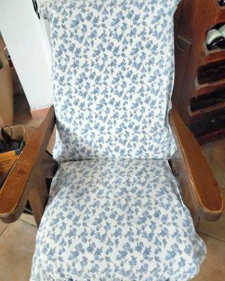 Poltrona reclinabile classica in legno